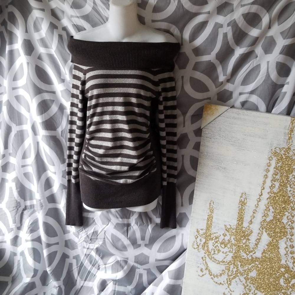🐱STRIPPED BLOUSE🐱